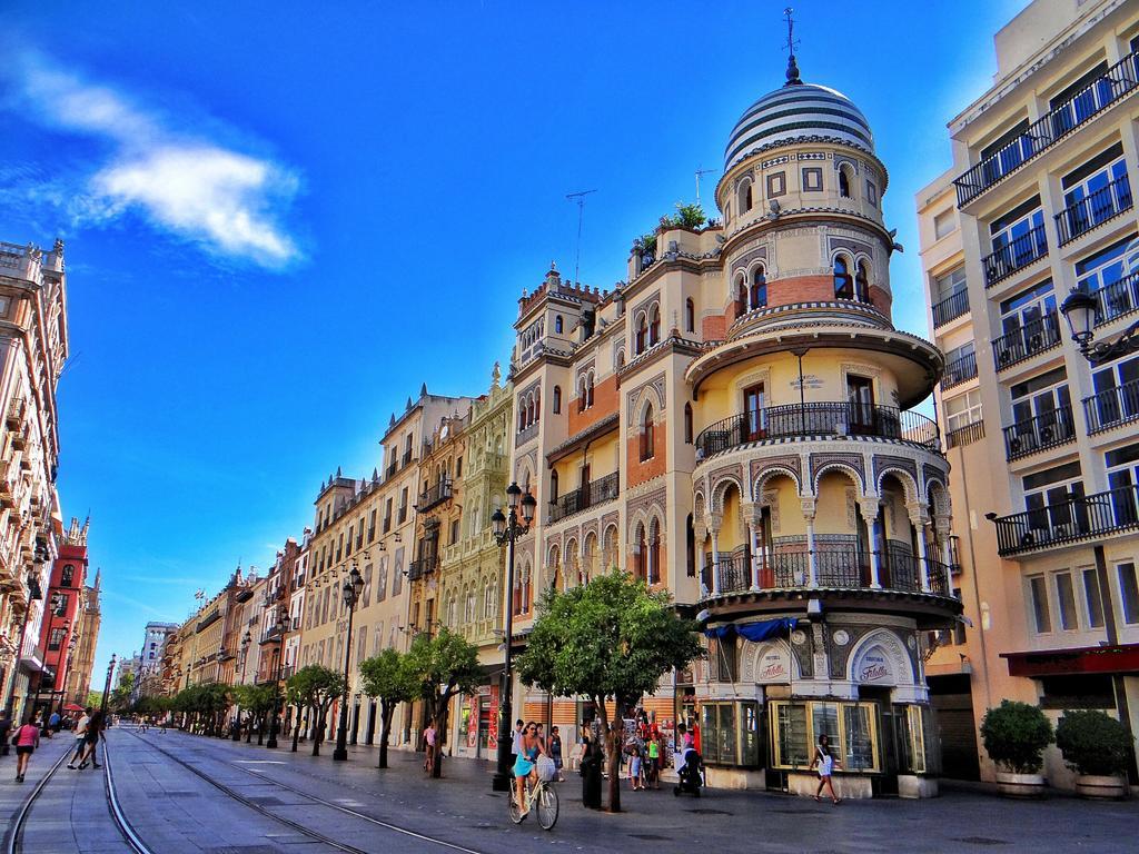 Hostly Acetres 2A-Penthouse In City Center-Fibre-Parking Opt Seville Exterior photo